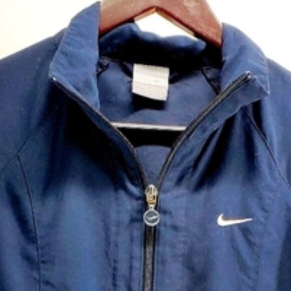 Nike Women's  Medium Blue and White Light Weight Zipper Front Athletic Jacket - Picture 8 of 11
